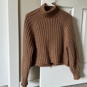 Cropped warm sweater